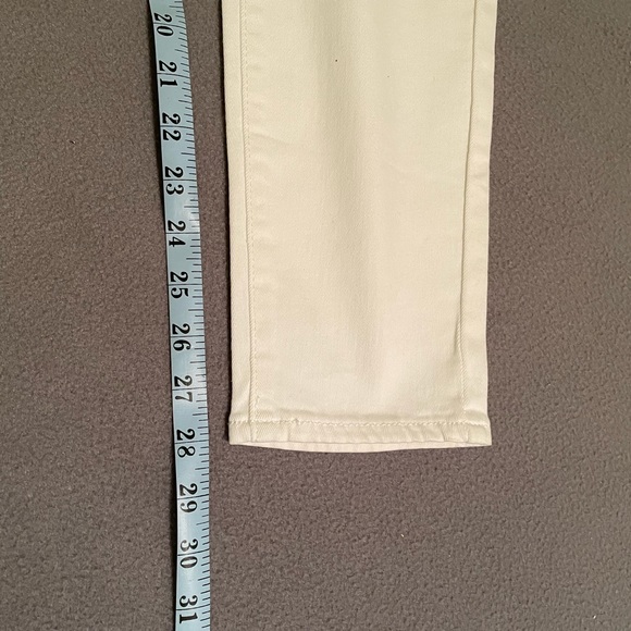 Old Navy Rockstar Mid-Rise White Distressed Skinny Jeans Size 12 - Picture 11 of 12